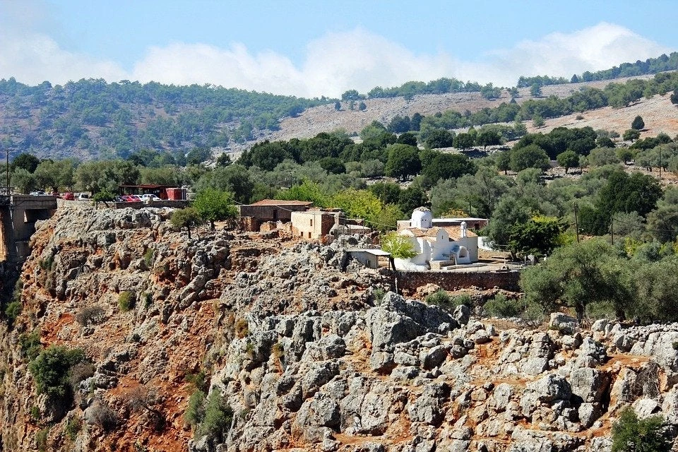 Κρήτη: Η βεντέτα που ερήμωσε ένα ολόκληρο χωριό – Δείτε το βίντεο